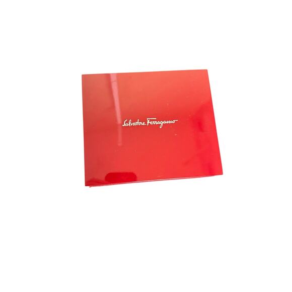 Salvatore Ferragamo NIB Vara Quartz Watch in Pink/Gold - Picture 3 of 10